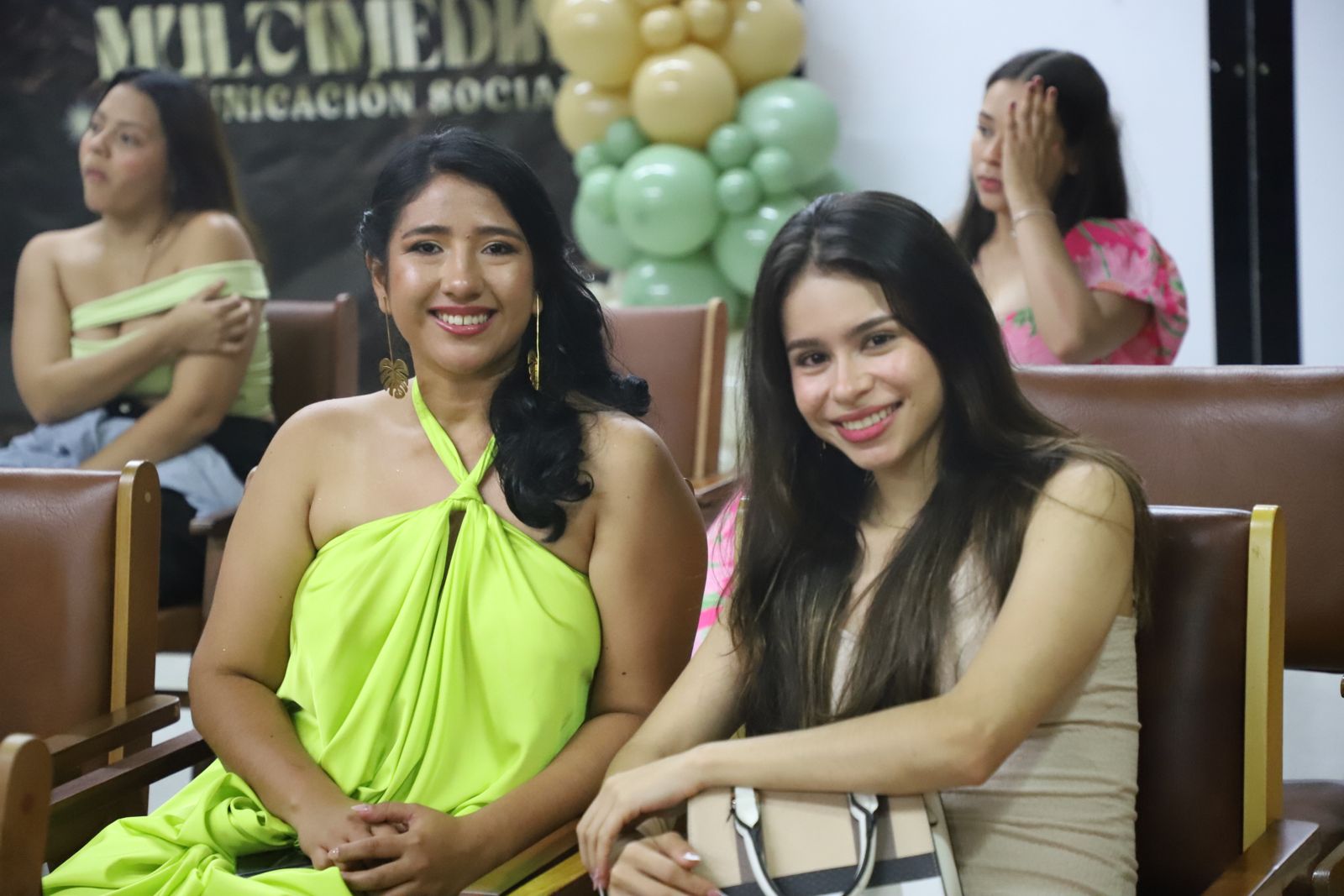 Estudiantes de Comunicación Social